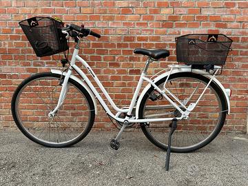 Bici domna decathlon accessoriata