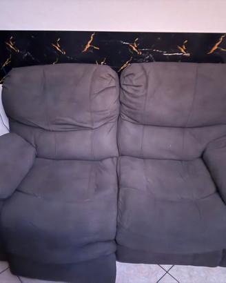 divano 2 posti reclinabile