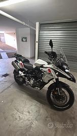 Benelli trk 502 x