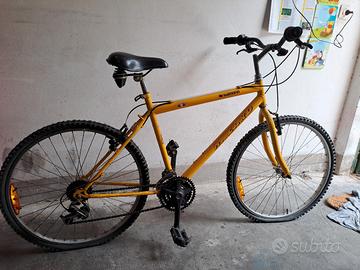 bicicletta mtb Hazard 