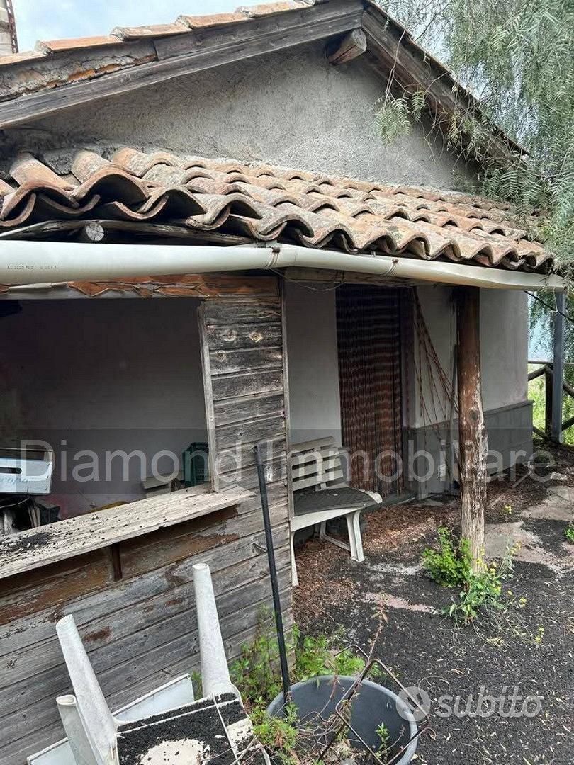 Casetta panoramica con terreno a Milo - Altro