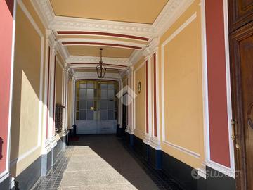 2 LOCALI A TORINO