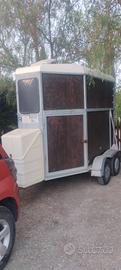 trailer per cavalli 