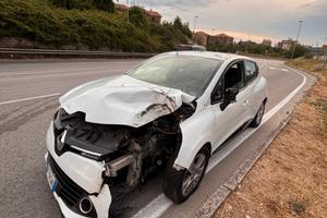 Renualt Clio serie IV incidentata