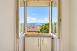 3 LOCALI A RECANATI