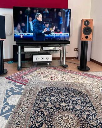 hi end. ProAc responce D2r