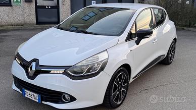 Renault Clio 1.2 75 CV 5 porte Duel