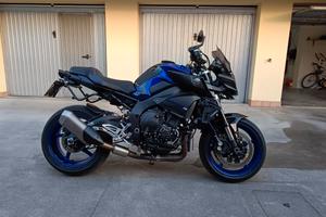 MT-10 2018 ACCESSORIATA
