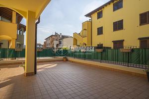 TRILOCALE CON GIARDINO, TAVERNA E BOX IN RESIDENCE