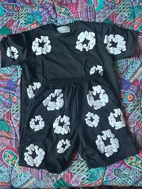 set estivo denim tears nero con fiori bianchi