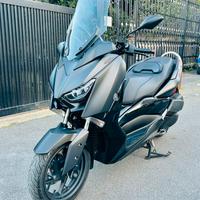 Yamaha X Max Tech Max 300