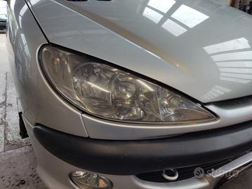 Proiettore destro PEUGEOT 206 del 2003