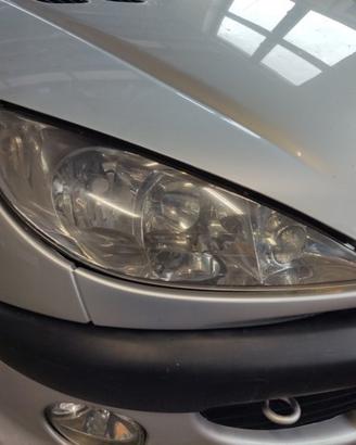 Proiettore destro PEUGEOT 206 del 2003