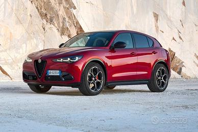 Alfa Romeo Stelvio 2.2 Turbodiesel 160 CV AT8 RWD 