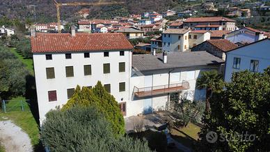 CASA INDIPENDENTE A POVE DEL GRAPPA