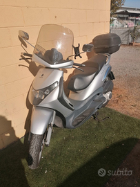 Piaggio Beverly 250