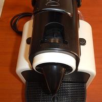 Macchina caffè Nespresso Essenza