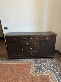 Credenza IKEA Markör – in legno massello scuro