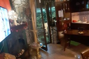 Confortevole bilocale in villa con giardino