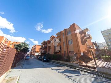 3 LOCALI A MANFREDONIA