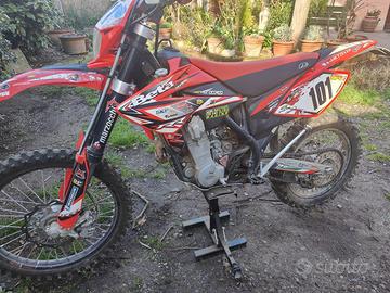 Beta RR 400 - Doppia omologazione Enduro/Motard