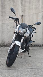 KEEWAY RKV125