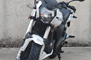KEEWAY RKV125