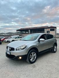 Nissan Qashqai 1.5 dCi PERFETTA SI NEOPATENTATI