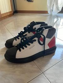 Scarpe guess