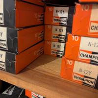 Candele Champion a partire da 4 euro l'una