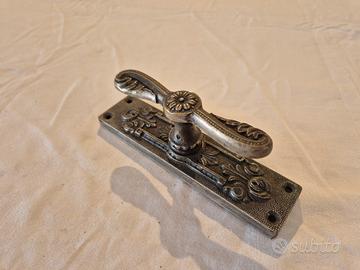 Maniglia cremonese in ferro