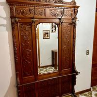 Appendiabiti con intarsi fatti a mano in legno