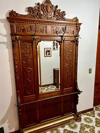 Appendiabiti con intarsi fatti a mano in legno