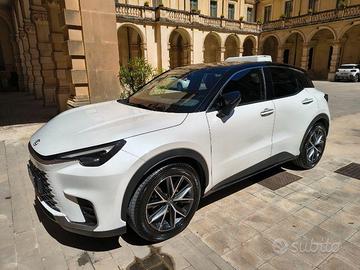 LEXUS LBX Hybrid Cool