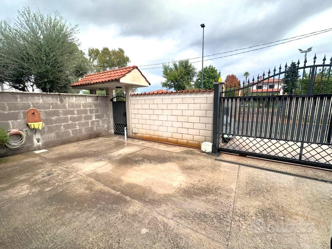 Casa – Aprilia, Lampione - Vista 4
