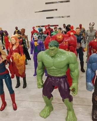 Personaggi Avengers 30 cm