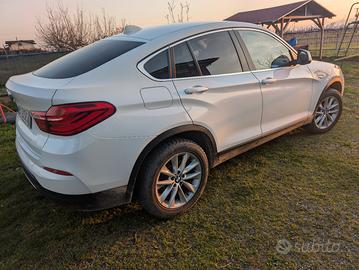 BMW X4 f26 190cv 90.000km 