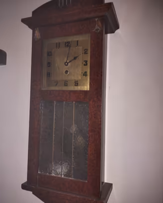 antico orologio a pendolo leggere bene