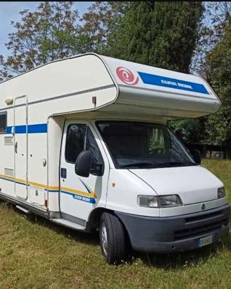 Euramobil Ducato 2.8 JTD clima e garage con barca