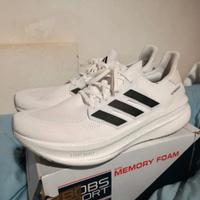Scarpe Adidas ultraboost 5 taglia 49 1/3