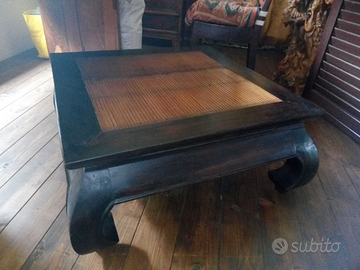 Tavolino porta elettroniche