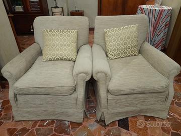 2 poltrone e 2 sedie imbottite