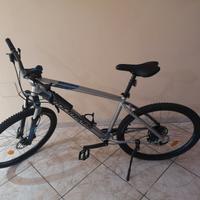 Bici modello Montain bike NUOVA