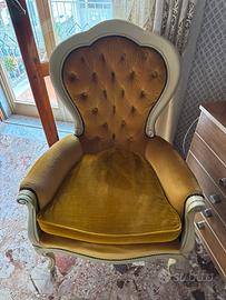 Poltrona classica imbottita stile vintage