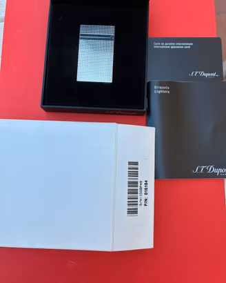 Accendino Dupont originale a punta di diamante .