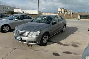 Mercedes-benz E 250 CDI BlueEFFICIENCY AMG Avantga