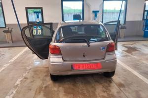 Yaris 1.0 per neo patentati