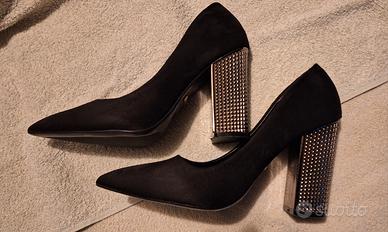 Scarpa donna con tacco nr.37