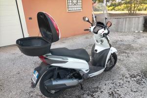 Scooter Kimco 300gt