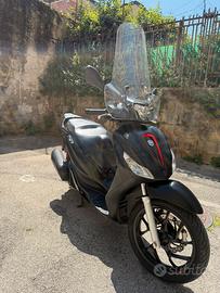 Piaggio Medley 125 S (ABS) - Nero Opaco